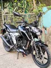 Apache RTR 160 4V with ABS